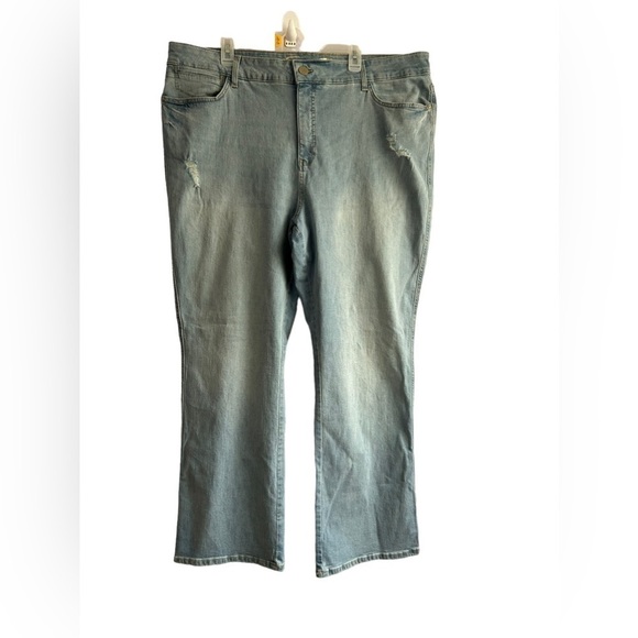 Seven7 Premium Bootcut Plus Jeans • Size: 22W • Used - Picture 1 of 7